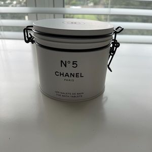 NWT limited Edition CHANEL Factory 5 Bath Tablets
